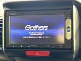 【純正ナビ】人気の純正ナビを装備。オーディオ機能も充実しており、Bluetooth接続すればお持ちのスマホやMP3プレイヤーの音楽を再生可能!毎日の運転がさらに楽しくなります!!