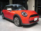 MINI NEXT一宮へのアクセスは、東海北陸自動車道(一宮西IC)を降りて5分ほどと、便利です。在庫確認、道案内など、MINI NEXT一宮へのお問い合わせは TEL 0078-6002-369993(無料)まで!