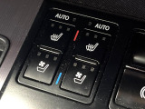 【シートベンチレーション】夏場は涼しい風でお尻や背中の熱やムレを防ぎ、冬はエアコンよりも早く温まってポカポカに!季節を問わず快適に過ごせます。