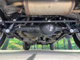 お車を安心してお乗りいただく為には、足回りの定期点検が欠かせません。サービスサポート(有償保証)では無料点検もご提供しており、安心のカーライフをお過ごしいただけるサポート体制が整っています。