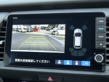 ●便利な装備『リアカメラ』 バックする際に後方映像をナビ画面で確認できますので、車庫入れが苦手な方も安心できますね♪♪ 写真をご覧ください。後方の映像がハッキリ確認できますよ〜