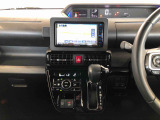 温度を設定すれば、自動で車内の温度管理をしてくれる優れものです♪ATミッションで運転楽々