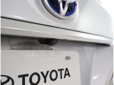 バックモニター付なので後退時に後方が見えるので安心。 車は構造上、死角がたくさんなので万が一を考えると必須ですね。 あくまで補助の為の装備、バックは目視で確認する事が重要ですよ。