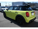 お客様コメント475件 総合5点中4.9点の高実績! ★5つ MINIのことなら安心と実績のMINI NEXT岡山にお任せください!整備などはお近くのMINIディーラーでアフターサービスも大丈夫です★