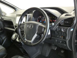 視界も広々で見晴らしの良い運転しやすいコックピットです。