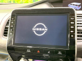 【純正9型ナビ】人気の純正ナビを装備しております。ナビの使いやすさはもちろん、オーディオ機能も充実!キャンプや旅行はもちろん、通勤や買い物など普段のドライブも楽しくなるはず♪