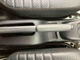 3.「認定中古車カルテ」は、走行距離や修復歴に加えてキズ・凹みの有無・状態や消耗品の交換、過去の整備状況がわかります。
