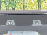 【スズキ セーフティサポート】走行中に前方の車両等を認識し、衝突しそうな時は警報とブレーキで衝突回避と被害軽減をアシスト。より安全にドライブをお楽しみいただけます。