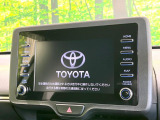 【ディスプレイオーディオ】お手持ちのスマートフォンとの連携で、ナビや音楽再生など各種アプリを使用可能。スマホに近い感覚でお使いいただけます♪