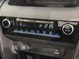 オートエアコンで快適な室内です。