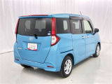 広々とした車内空間に優れた燃費性能。更にデザインも上質で人気のお車です!