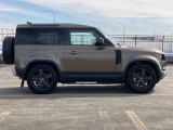 【プライバシーガラス メーカーop価格￥85000】プライバシーガラスにより車全体を引き締まった印象にします。また、防犯にも繋がります。