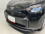 LEDヘッドライトです。デザイン性がよくとても明るいので、夜間の走行や悪天候でも安心です。しかも長寿命!