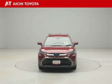 1年間走行無制限のトヨタロングラン保証。 全国5000ヵ所のトヨタディーラーで保証修理が可能です。有料で保証延長年数を1年または2年から選んで、保証を充実できます。