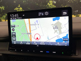 【純正11.4型ナビ】人気の純正ナビを装備しております。ナビの使いやすさはもちろん、オーディオ機能も充実!キャンプや旅行はもちろん、通勤や買い物など普段のドライブも楽しくなるはず♪