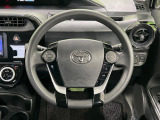 インテリアに合わせたデザインのステアリングは、運転される方のことも考え、運転しやすい形状、大きさです。是非一度、実際に触ってお確かめください。