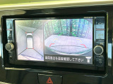 【アラウンドビューモニター】専用のカメラにより、上から見下ろしたような視点で360度クルマの周囲を確認することができます☆死角部分も確認しやすく、狭い場所での切り返しや駐車もスムーズに行えます。