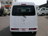 清潔感と高級感を兼ね備えたホワイトの車体色です。掲載情報以外にも気になる点がございましたら、お気軽にお問い合わせください!