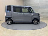 全車1年間の走行距離無制限のロングラン保証付きです。また、さらに安心をお求めの方には1年〜2年の保証延長ができる「ロングラン&alpha;保証」(有償)もお選びいただけます。