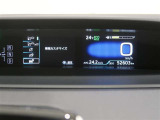 とっても見やすいメーターです。夜のドライブも楽しみになりますよ♪
