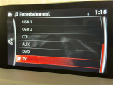 TVが見れるチューナーを装備しています。 新しい車でも付いていないことで、TVが見れない事も多々あるので要チェックです。