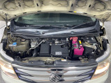 【エンジンルーム】エンジンの調子は良好です!ご納車前にはしっかりとオイル交換・その他油種類の点検補充をさせて頂きます。また、ガリバーでは修復歴のある車は販売いたしません。