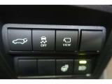 【パワーバックドア】車内に設置したスイッチやパワーバックドアのスイッチを押すことで、リアゲートの開閉が自動!!