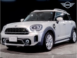 ☆MINI クロスオーバー・カントリーマン専門店☆!クロスオーバー・カントリーマンを買うなら箕面店です!!クロスオーバー・カントリーマンをご検討頂く際は一度箕面店にご相談下さい!