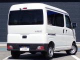 オリックス認定中古車は御納車前に全車12または24ヶ月月点検を実施しオイル、エレメント、全ワイパーゴム、エアコンフィルターは無条件で新品に交換致します。安心の充実整備です。