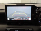 バックモニターを装備しています。車庫入れ時等に車両後方が確認出来るのでとても便利です。