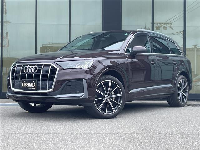 アウディ Q7 