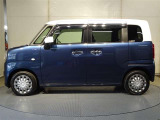 【両側電動スライドドア】狭いスペースでも隣の車を気にせずにドアを開閉できます!乗り降りや大きな荷物の積み降ろしもスムーズです♪