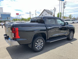 トライトン 2.4 GLS ディーゼル 4WD 