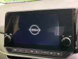 【メーカーOPナビ】インテリアに溶け込むスタイリッシュな「専用設計」メーカーナビを装備♪視認性や操作性など基本性能にも優れ、より上質なカーライフをお楽しみいただけます。