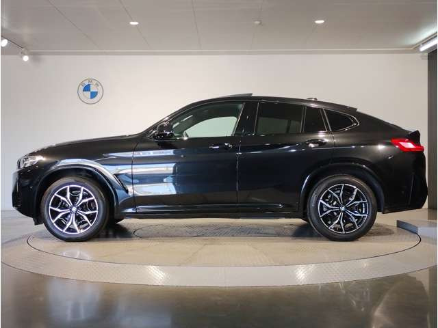 BMW X4 xドライブ20d Mスポーツ 4WD の中古車詳細 (26,000km, ブラック