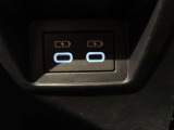 充電の挿し口が2箇所あります♪