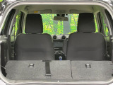 普段のお買い物や通勤、送迎等に十分な荷室スペースを確保しております。セカンドシートを倒すと、大きな荷物の積載も可能です♪