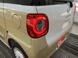 暗闇でも前方をくっきりと照らしてくれるライトです。夜の運転でも安心ですね。
