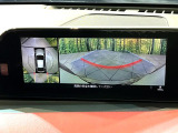 【360&deg;ビューモニター】専用のカメラにより、上から見下ろしたような視点で360度クルマの周囲を確認することができます☆死角部分も確認しやすく、狭い場所での切り返しや駐車もスムーズに行えます。
