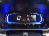 メーターパネルも知りたい情報が一目瞭然ですね。