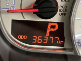 ご購入して頂いた車両は、ご納車前に、しっかり点検・整備してからの、ご納車になります。点検箇所は、エンジンオイル交換・ワイパーゴム・ブレーキ点検・調整・その他を確認の上、ご納車いたします。