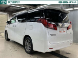 「中古車ハイブリッド保証」付き。ハイブリッド機構を無償で保証します。保証期間は、初度登録年月から10年目まで、またはロングラン保証が終わってから3年間。ただし累計走行距離が20万km以内です。
