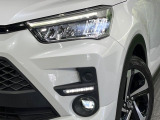 【シーケンシャルターンランプ付きLEDヘッドライト】人気の『流れるウィンカー』付きのLEDヘッドライトを装備♪高級感はもちろん、点灯時は存在感たっぷりで他車からも認識されやすく安心です。