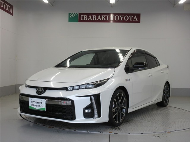 トヨタ プリウスPHV 
