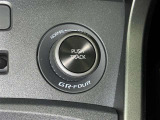 ドライブモードセレクトで走行シーンやドライバーの気分に合わせて走りのテイストを選択できます。