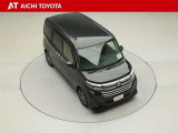 両側パワースライドドア付きだから、狭い駐車スペースなどでの乗り降りラクラク♪小さなお子さまのいるご家庭には嬉しい装備です。