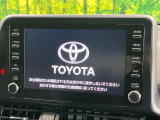 【純正8型ナビ】ナビ機能搭載の他、お持ちのスマートフォンと連携して、ナビやbluetoothでの音楽再生が可能です♪デザインはもちろん操作性も良好!