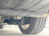 お車を安心してお乗りいただく為には、足回りの定期点検が欠かせません。サービスサポート(有償保証)では無料点検もご提供しており、安心のカーライフをお過ごしいただけるサポート体制が整っています。