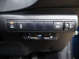 オートマチックハイビームとは、先行車や対向車のライトを認識し、ハイビームとロービームを自動で切り替える機能です。夜道の視界を確保します。詳細は販売店スタッフまでおたずねください。