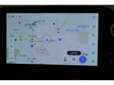 【ディスプレイオーディオ(コネクティッドナビ対応)Plus】T-Connect契約でより便利にご利用いただけるセンター通信型ナビゲーションです。便利な機能が色々ございます。スタッフにご確認ください。
